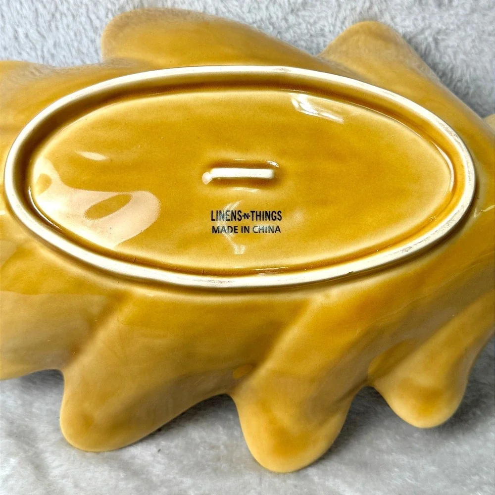 Linens-N-Things Oak Leaf Serving Bowl Fall Thanksgiving Brown Gold Ceramic